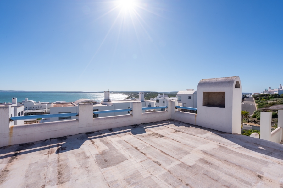 4 Bedroom Property for Sale in Paradise Beach Western Cape